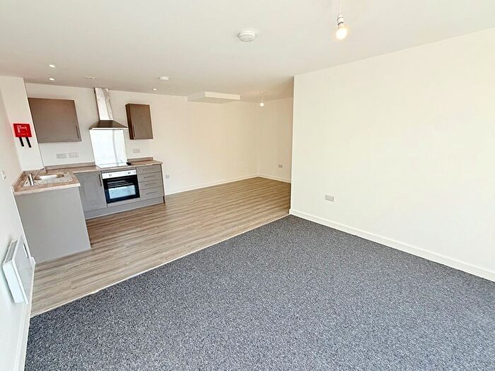 2 Bedroom Flat To Rent In Madeira Road, Weston Super Mare, BS23