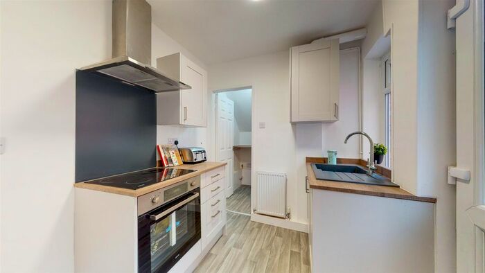 2 Bedroom Flat To Rent In Auburn Place, Morpeth, NE61