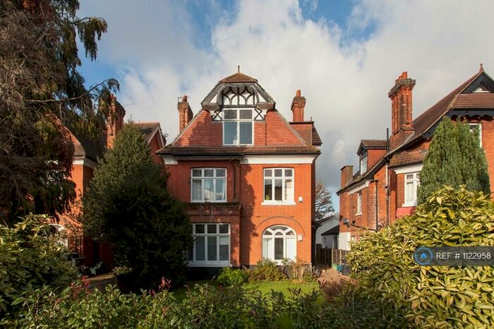 2 Bedroom Maisonette To Rent In Harold Road, London, SE19