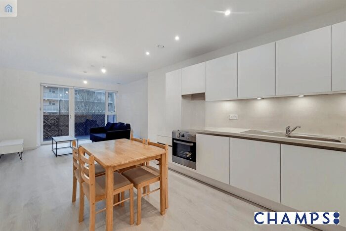 2 Bedroom Flat To Rent In Garraway Apartments, London, W3