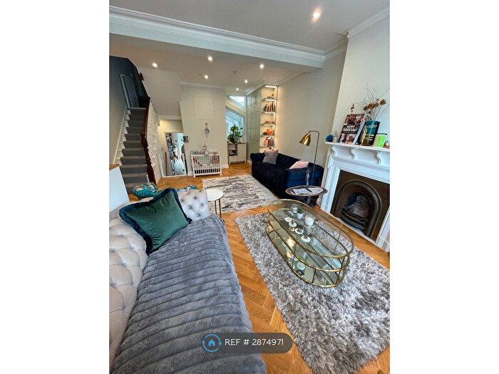 5 Bedroom Terraced House To Rent In Taybridge Road, London, SW11