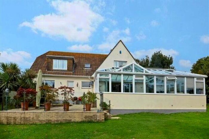 5 Bedroom Detached House To Rent In Butt Park, Kingsbridge, TQ7