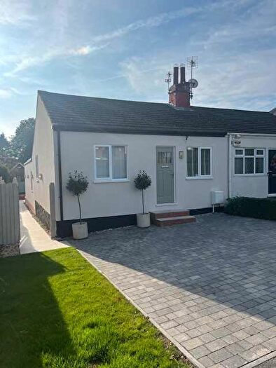3 Bedroom Semi-Detached Bungalow For Sale In St Giles Avenue, Scartho, Grimsby, DN33