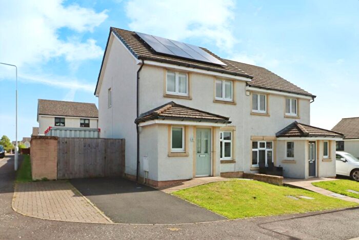 3 Bedroom Semi-Detached House For Sale In Lochty Court, Kinglassie, KY5