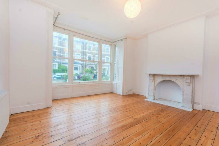 5 Bedroom House To Rent In Brooke Road, Stoke Newington, London, N16