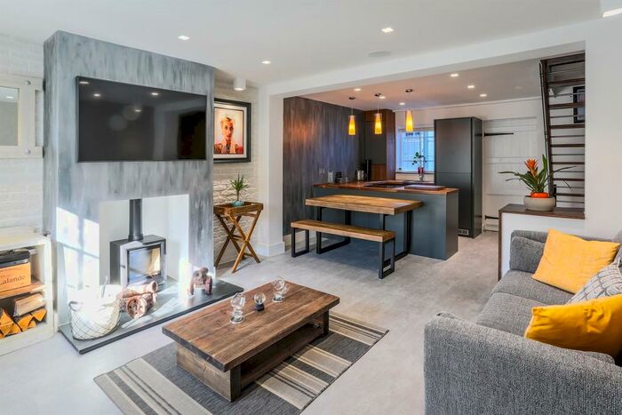 3 Bedroom Terraced House To Rent In Bond Street, Arundel, West Sussex, BN18