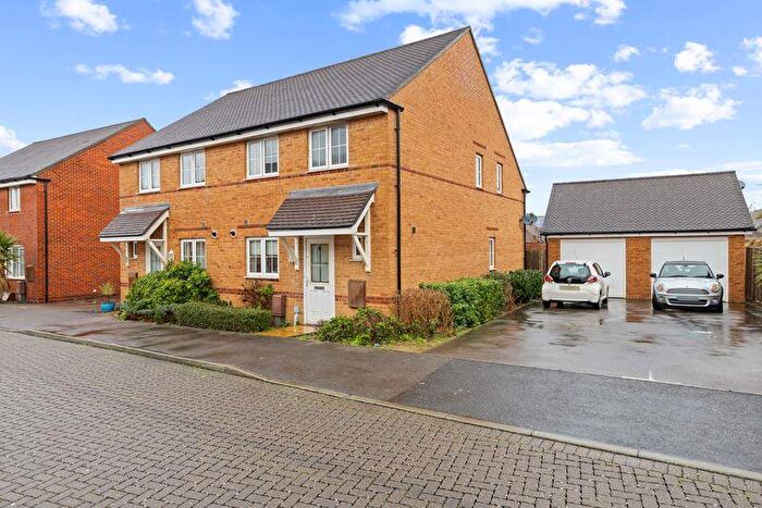 3 Bedroom Semi-Detached House For Sale In Mill Pond Crescent, Chichester, PO19