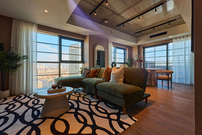 2 Bedroom Apartment For Sale In The Founding, Canada Water, SE16