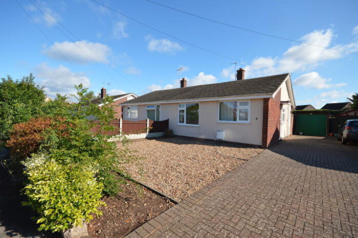 2 Bedroom Semi-Detached Bungalow For Sale In Paddock Way, Wivenhoe, CO7