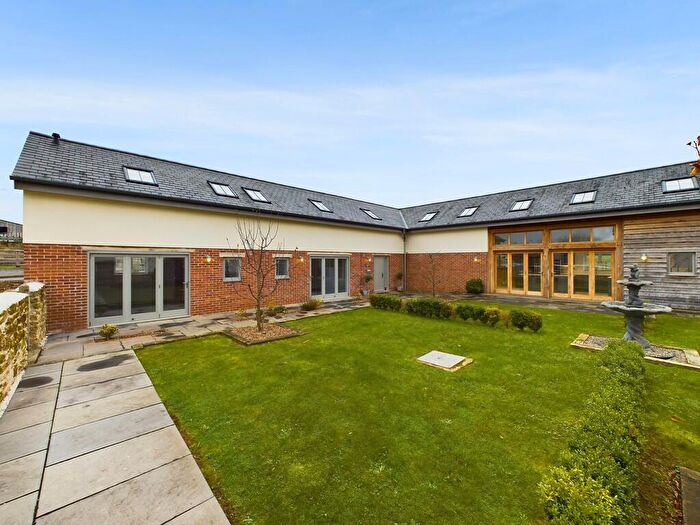 4 Bedroom Barn Conversion For Sale In Clyst Hydon, EX15