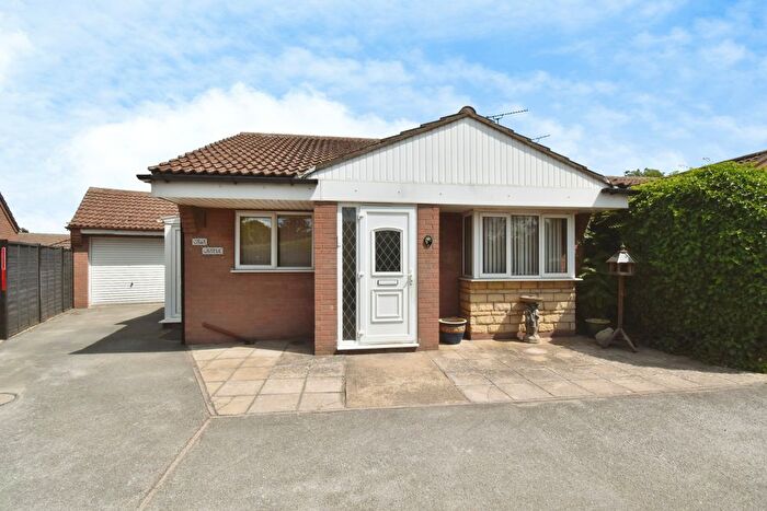 2 Bedroom Detached Bungalow For Sale In London Road, Balderton, NG24