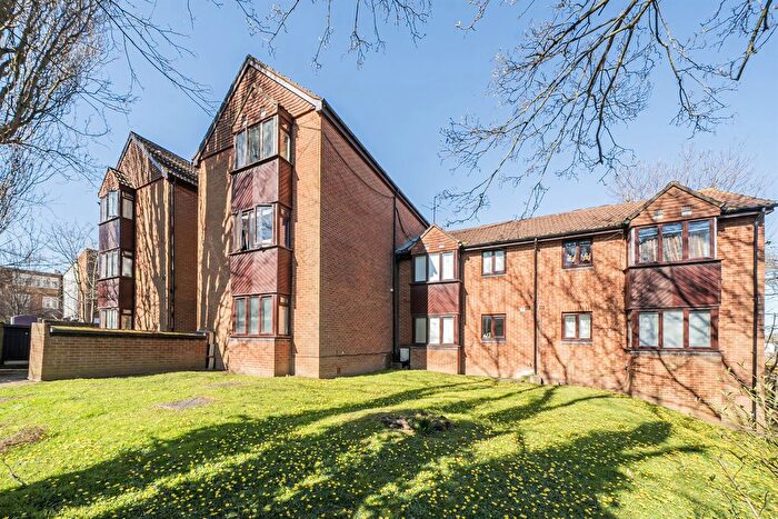 Studio For Sale In Ashbourne Road, London, W5