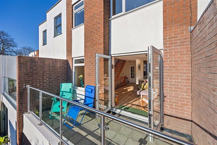 3 Bedroom Town House For Sale In Asheldon Road, Wellswood, Torquay, Devon, TQ1