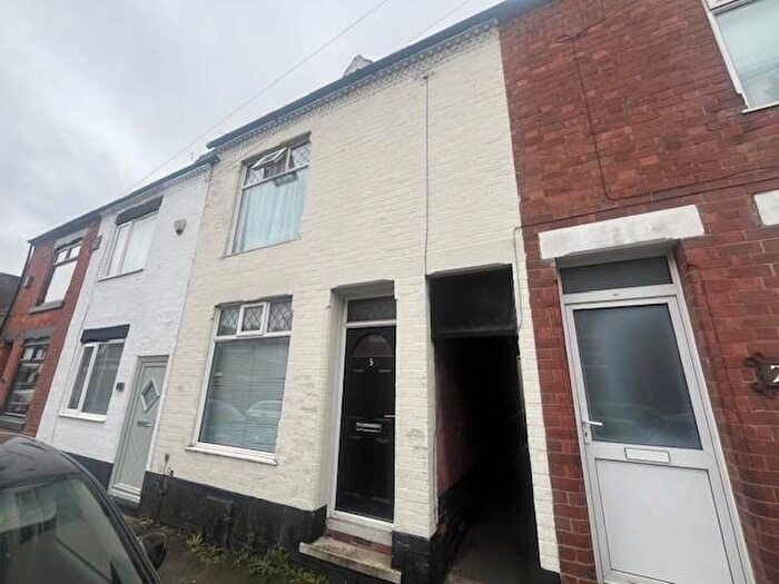 2 Bedroom Terraced House For Sale In North Street, Sutton-In-Ashfield, NG17