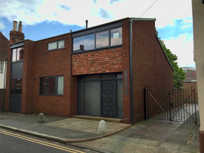 2 Bedroom Detached House To Rent In Ivy Lane, Canterbury, CT1