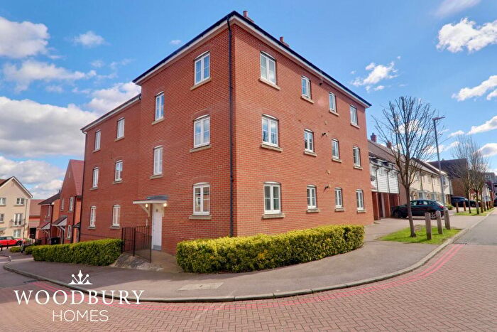2 Bedroom Apartment For Sale In Abbess Terrace, Loughton, IG10