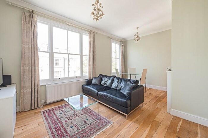 1 Bedroom Flat To Rent In Kempsford Gardens, London, SW5