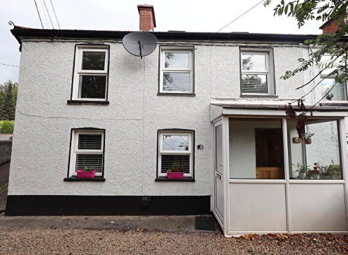 2 Bedroom Mid Terraced House For Sale In Lodge Row, Newtownabbey, BT36