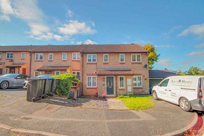 2 Bedroom Terraced House For Sale In Colwell Gardens, Haywards Heath, RH16