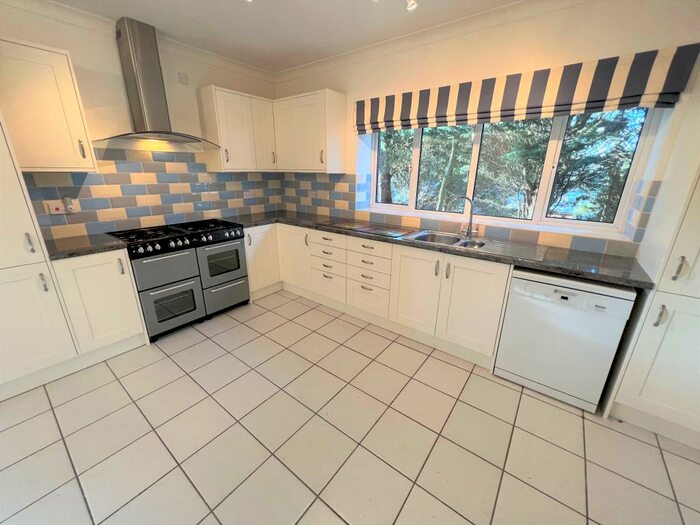 4 Bedroom Detached House To Rent In The Priory, East Farleigh