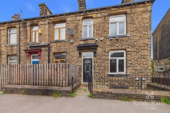 2 Bedroom Terraced House To Rent In Bradford Road, Oakenshaw, Bradford, West Yorkshire, BD12