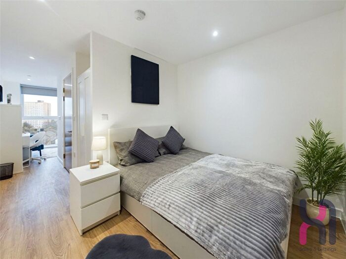 Studio To Rent In Frederick Road, Salford, M6