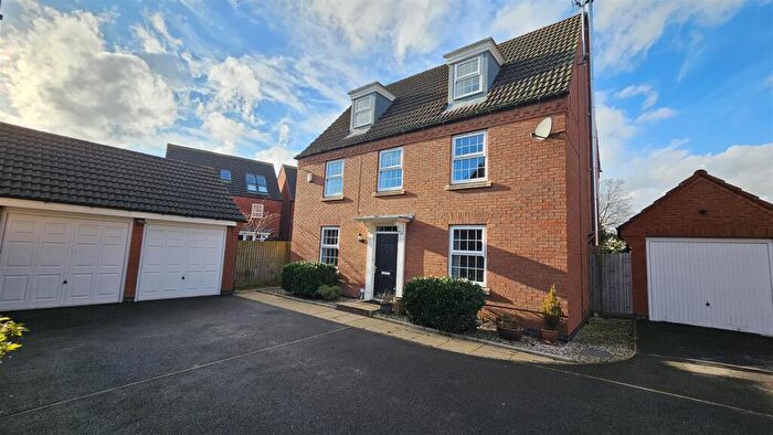 5 Bedroom Detached House To Rent In Meteor Close, Newton, NG13