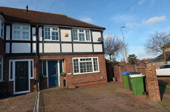 3 Bedroom End Terrace House To Rent In Days Lane, Sidcup, DA15