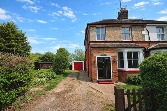 3 Bedroom Semi-Detached House To Rent In Main Road, CM3