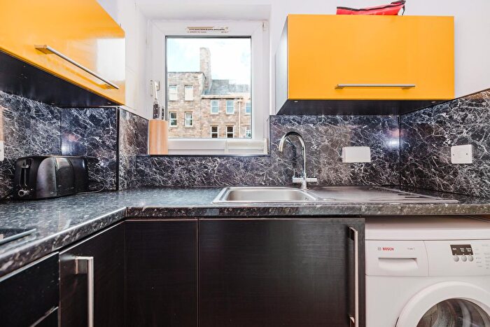 1 Bedroom Flat To Rent In Pleasance, Edinburgh, EH8