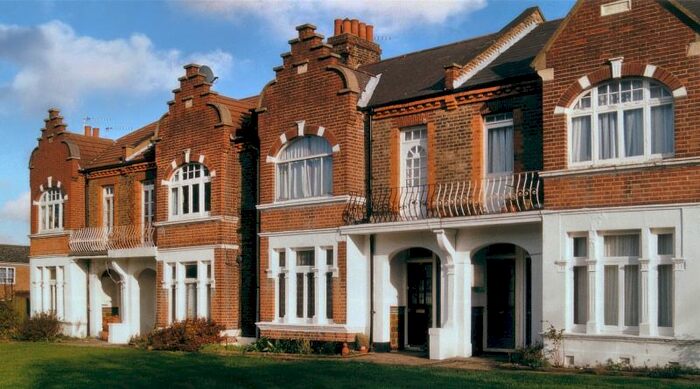 2 Bedroom Flat To Rent In Bedford Hill, Balham, SW12