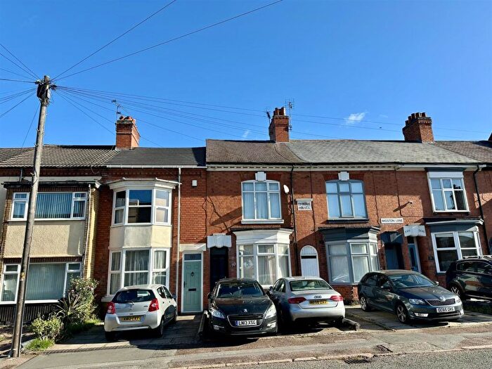 3 Bedroom Detached House For Sale In Wigston Lane, Leicester, LE2