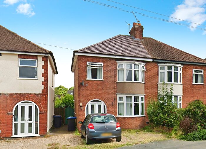 3 Bedroom Semi-Detached House To Rent In Netherley Road, Hinckley, LE10