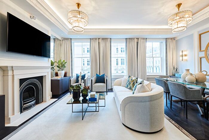 2 Bedroom Flat To Rent In Prince Of Wales Terrace, Kensington, London, W8