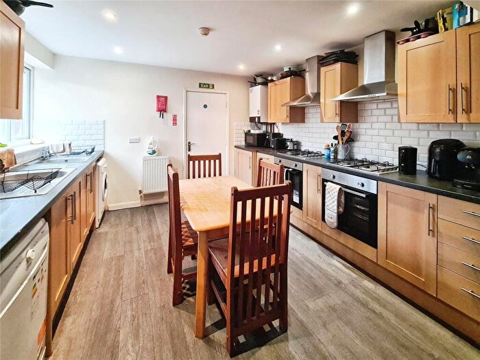 10 Bedroom House To Rent In Lodge Road, Southampton, Hampshire, SO14