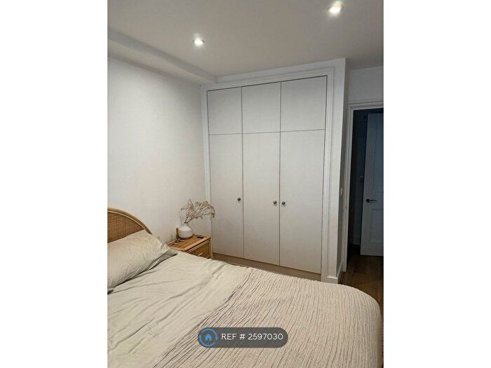 1 Bedroom Maisonette To Rent In Coleherne Road, London, SW10