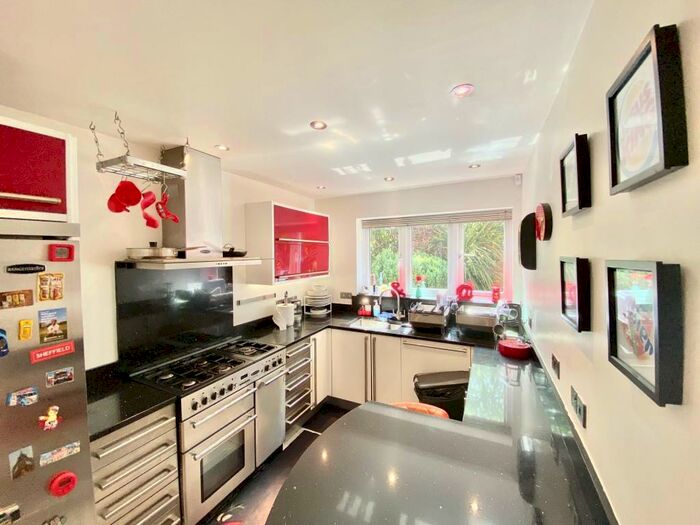 4 Bedroom Detached House To Rent In Rowan Close, Bricket Wood, St. Albans, AL2