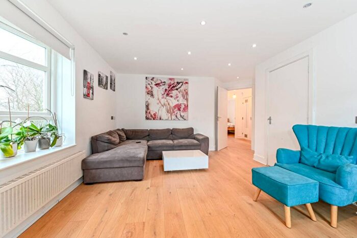 2 Bedroom Flat To Rent In Shepperton Road, De Beauvoir Town, London, N1