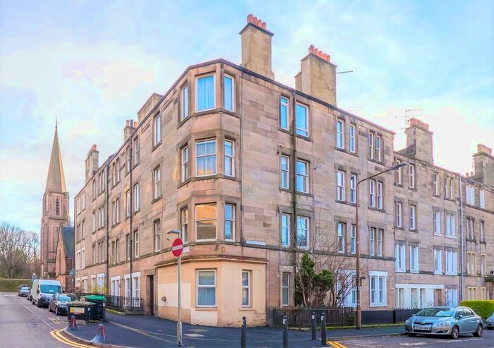 1 Bedroom Flat To Rent In Murieston Crescent, Dalry, Edinburgh, EH11