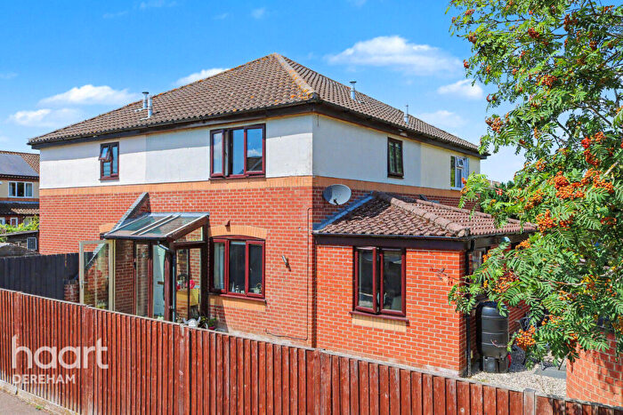 2 Bedroom Semi-Detached House For Sale In Old Post Road, Melton Constable, NR24