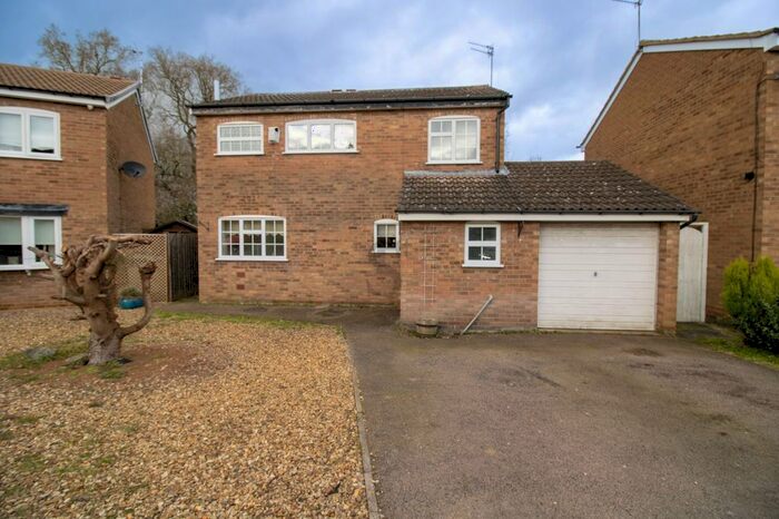 3 Bedroom Detached House To Rent In Pennine Close, Oadby, Leicester, LE2
