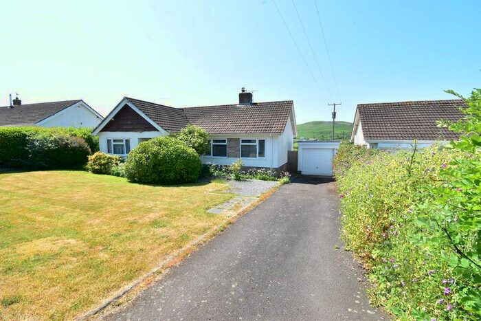 3 Bedroom Bungalow For Sale In Llangennith, Gower, Swansea, SA3