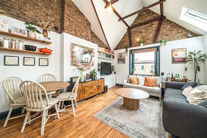 2 Bedroom Flat For Sale In Concanon Road, Brixton, SW2