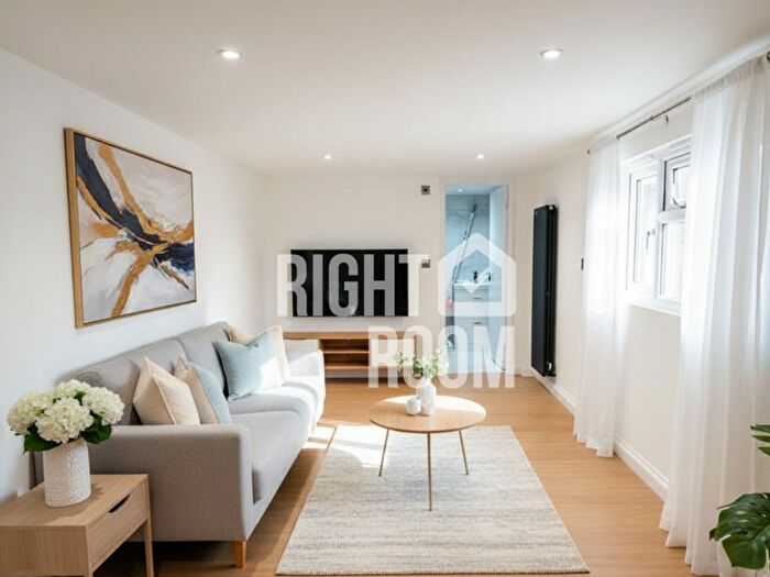 Studio To Rent In Studio Flat To Rent, Barton Road, SL3