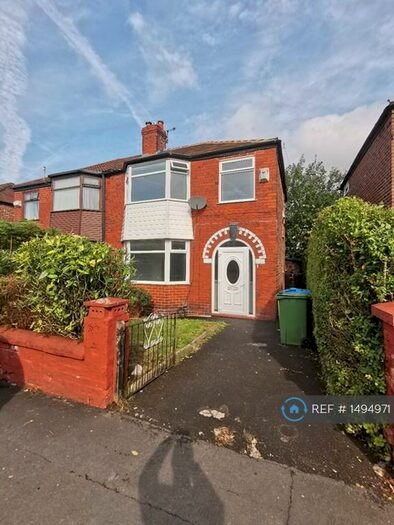 3 Bedroom Semi-Detached House To Rent In Wycombe Avenue, Manchester, M18