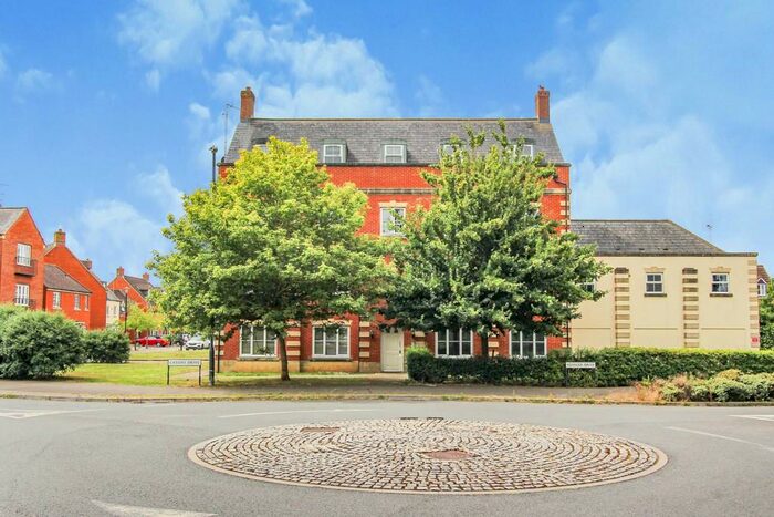 1 Bedroom Apartment To Rent In Phoebe Way, Oakhurst, Swindon, SN25