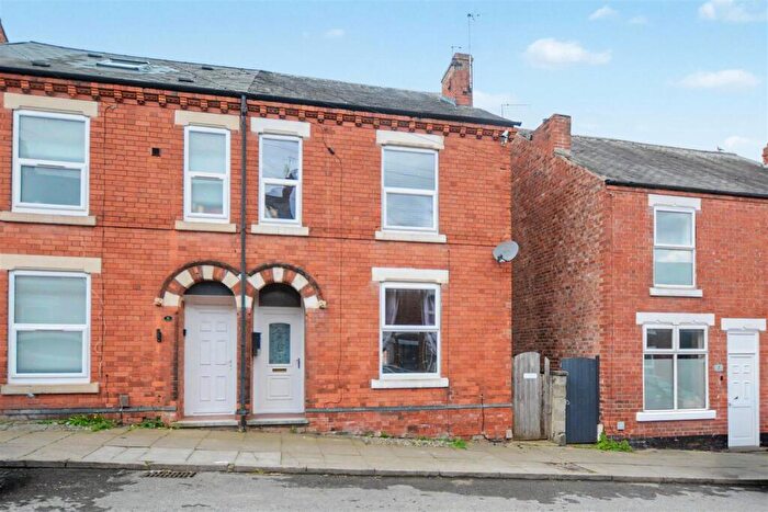 3 Bedroom Semi-Detached House For Sale In Lawrence Street, Stapleford, Nottingham, NG9