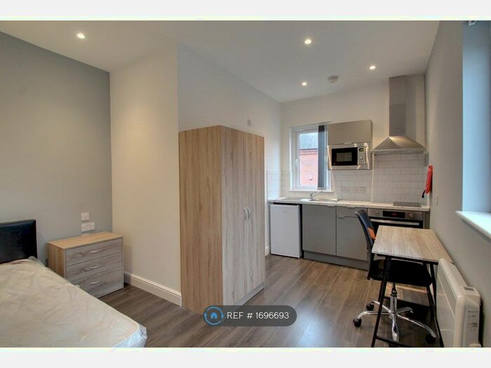 Studio To Rent In Tudor Road, Leicester, LE3