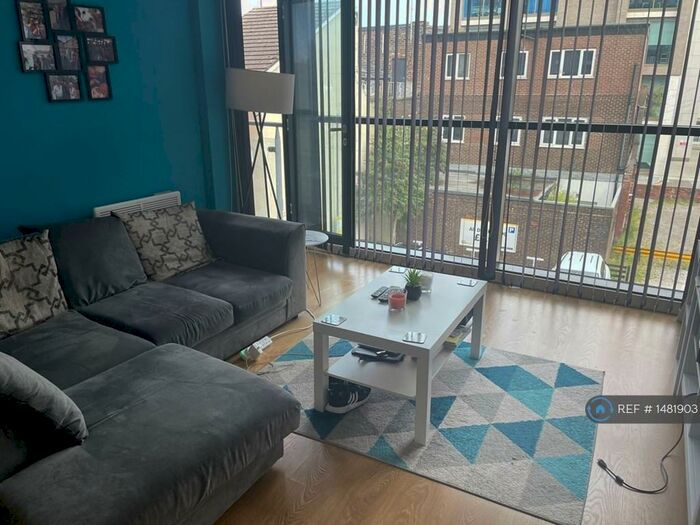 2 Bedroom Flat To Rent In Pall Mall, Liverpool, L3
