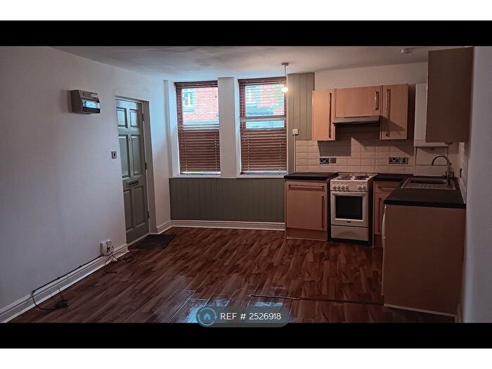 1 Bedroom Flat To Rent In Bath Road, Kettering, NN16